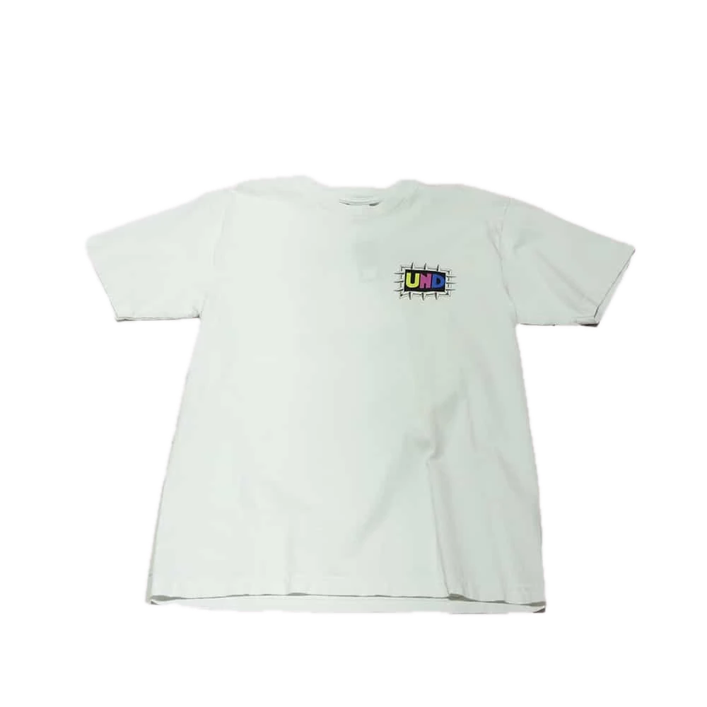 [PLABL0319] Undefeated Spikes T-Shirt