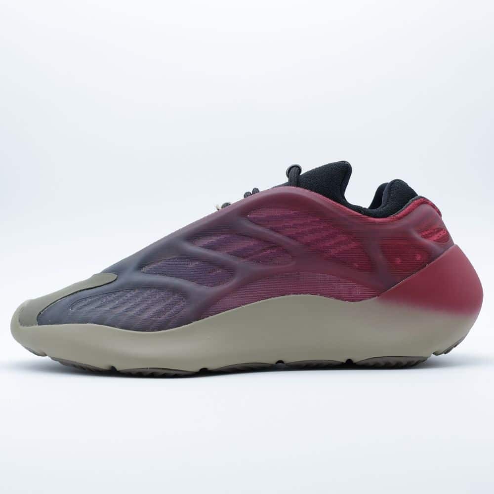 [YEERS00] Yeezy Unisex (Yeezys)