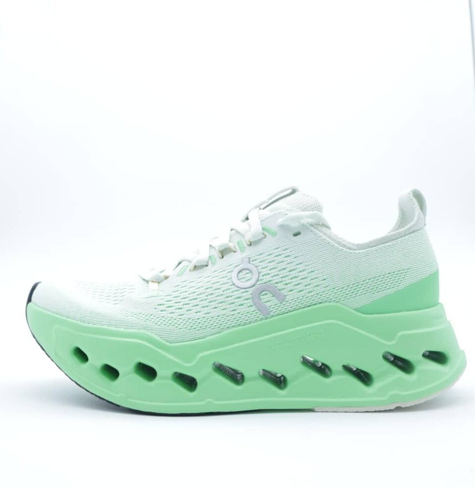 [ONCVD25] On Cloudsurfer Max Mineral/Honeydew
