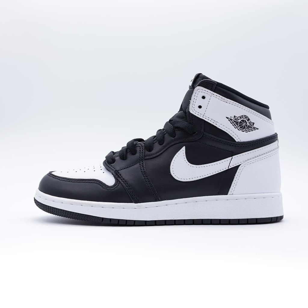 Jordan 1 Retro High OG Black White (AJ1)