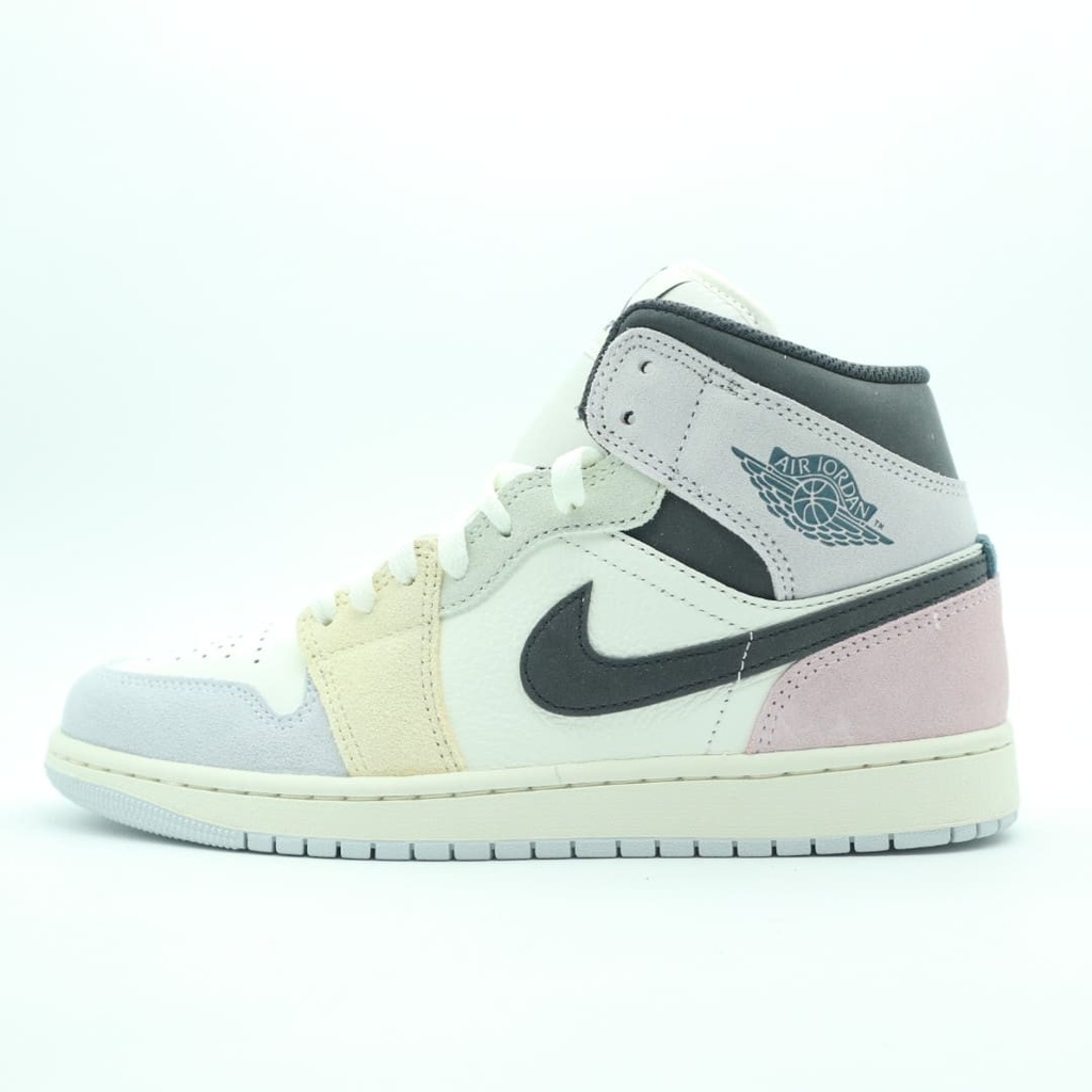 Air Jordan 1 Mid SE Sail/Jade Icy-Anthracite (AJ1)