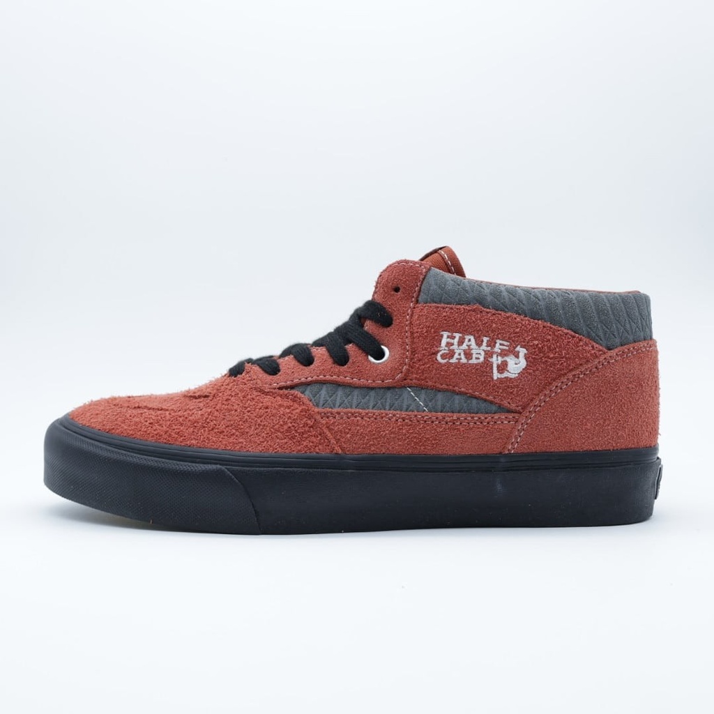 [VANRJ28] Vans Vault OG Half Cab LX Better Gift Shop (Half Cabs)