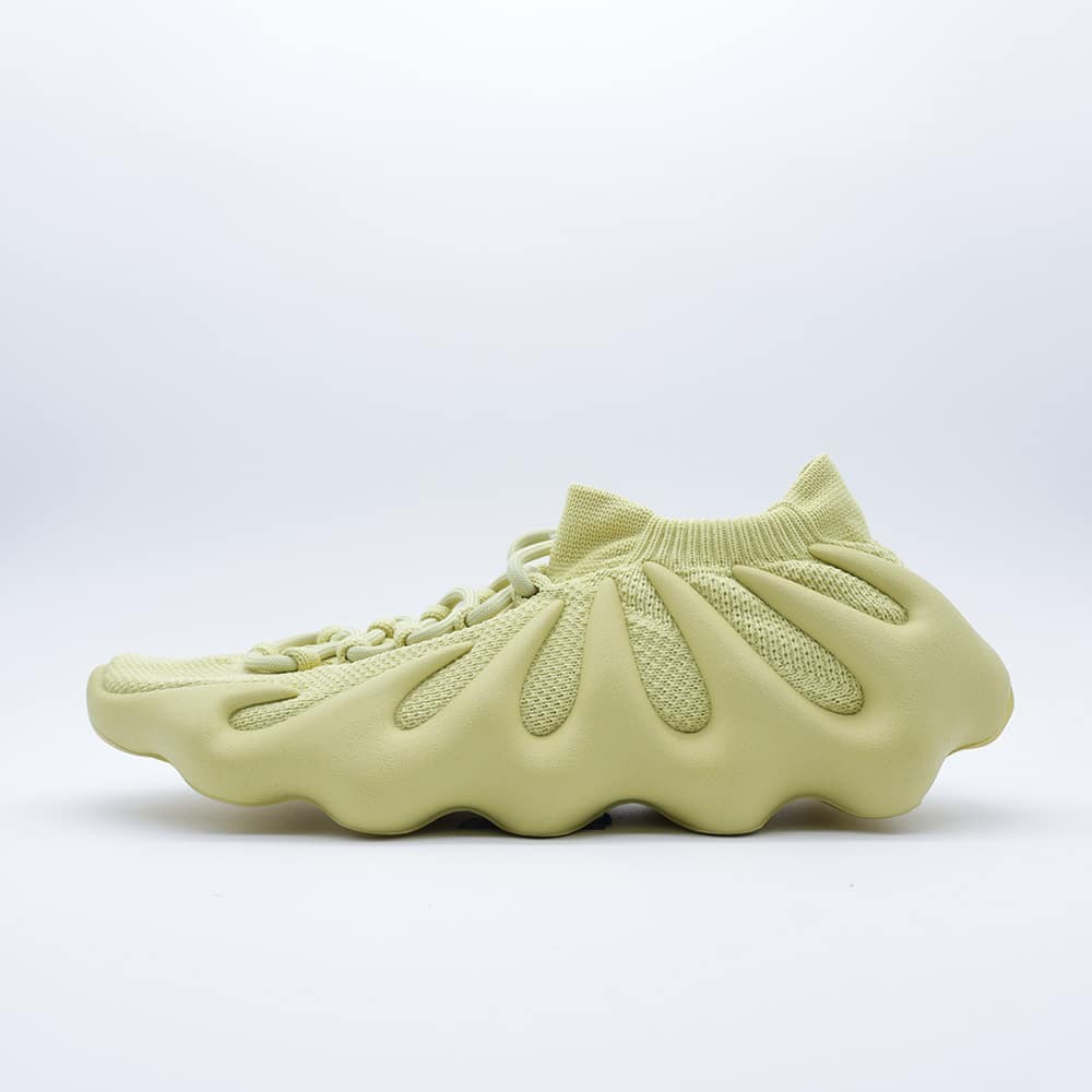 [YEEBL00] Yeezy (Yeezys)