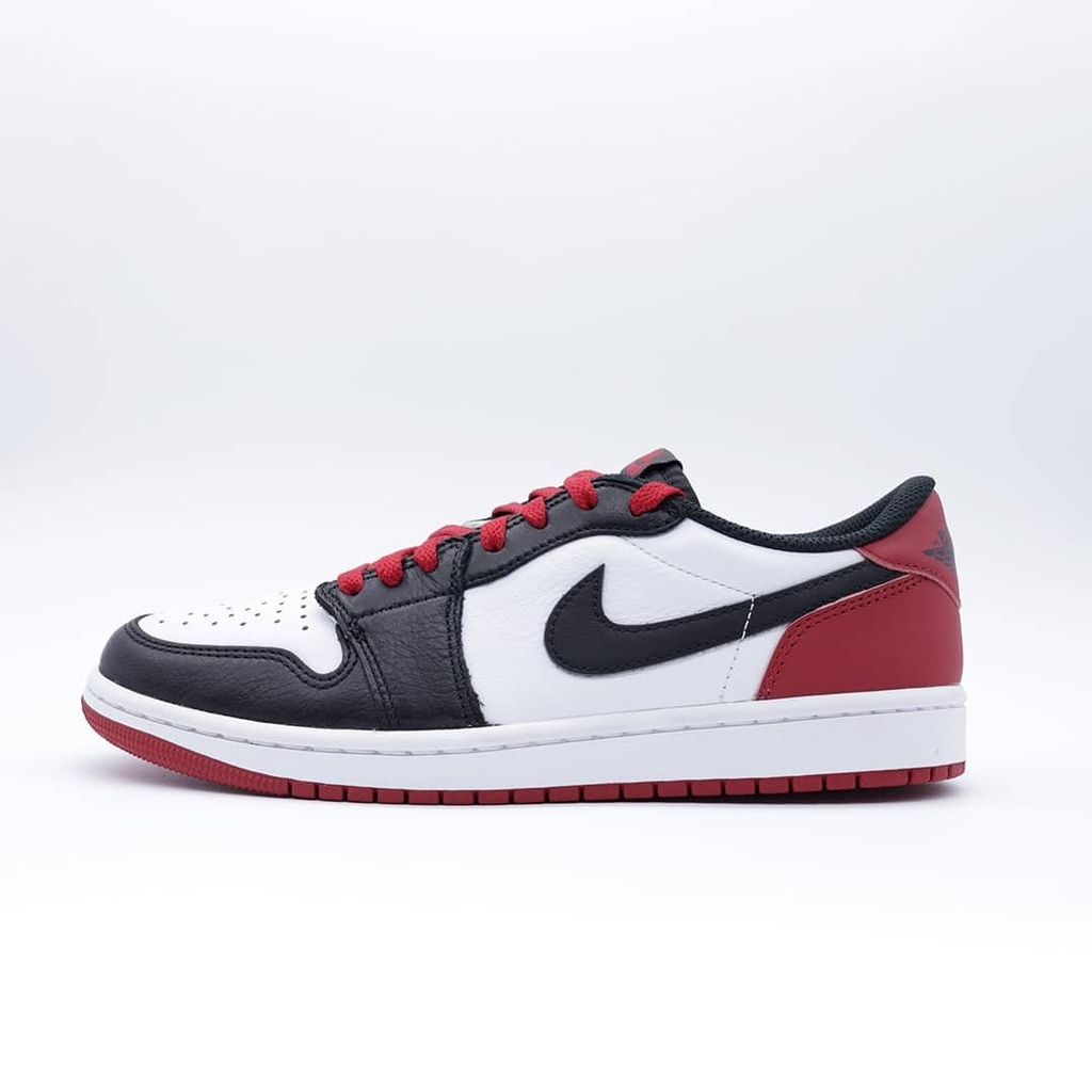 [JORRJ262] Jordan 1 Retro Low OG Black Toe (2023) (Black Toes, AJ1) (26.5)