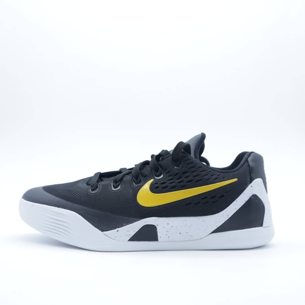 [NIKNG22] Nike Kobe Black (Mamba, Kobes) (22.5)